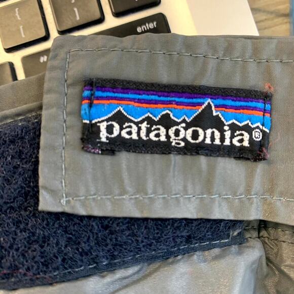 Patagonia Women's Side Zipper Outdoor Pant Mid-Rise Solid Black Size Small - Picture 3 of 6